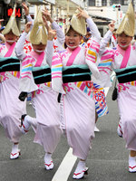 他の連がやっていないステップやターンの構成で、観て下さる方々もえびす顔になれる女踊りチームです。